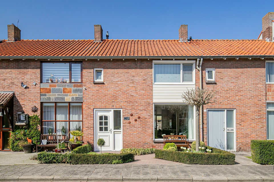 Anjerstraat 10 woning aanzicht