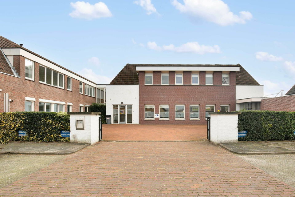 Burgemeester van Erpstraat 16 woning aanzicht