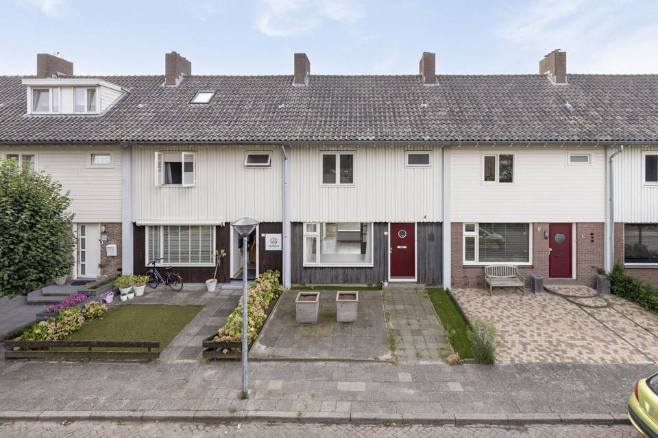 Valkenburgstraat 12 woning aanzicht