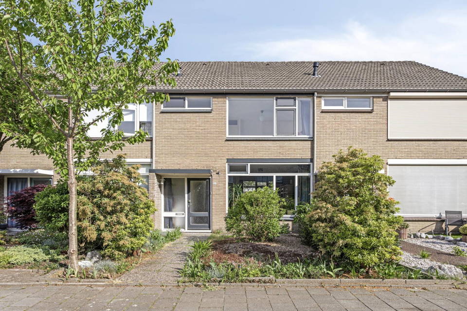 Van Anrooijstraat 52 woning aanzicht