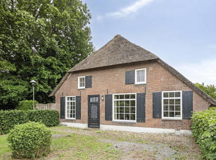 Pastoor van Weerdtstraat 8