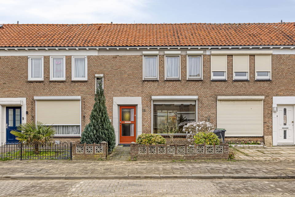 Jacobus Poelsstraat 19 woning aanzicht
