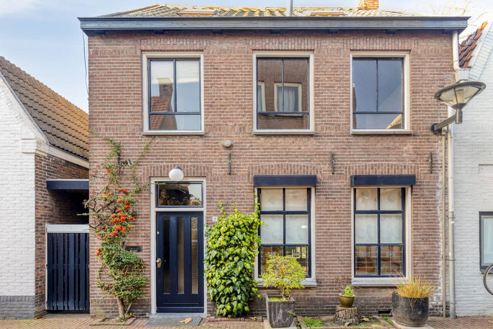 Houtstraat 9 woning aanzicht