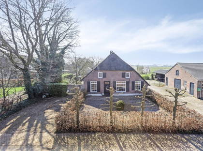Pastoor van Weerdtstraat 8